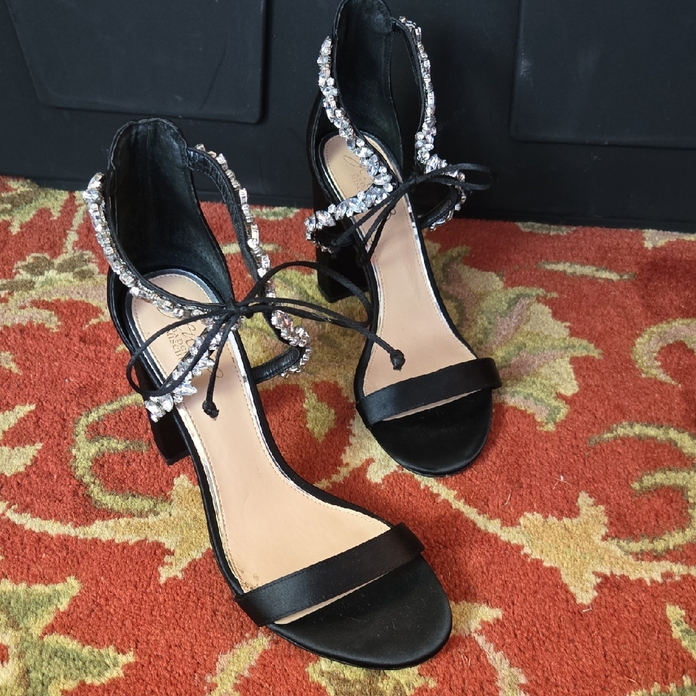 Jewel Badgley Mischka Thamar black Rhinestone Formal Heels